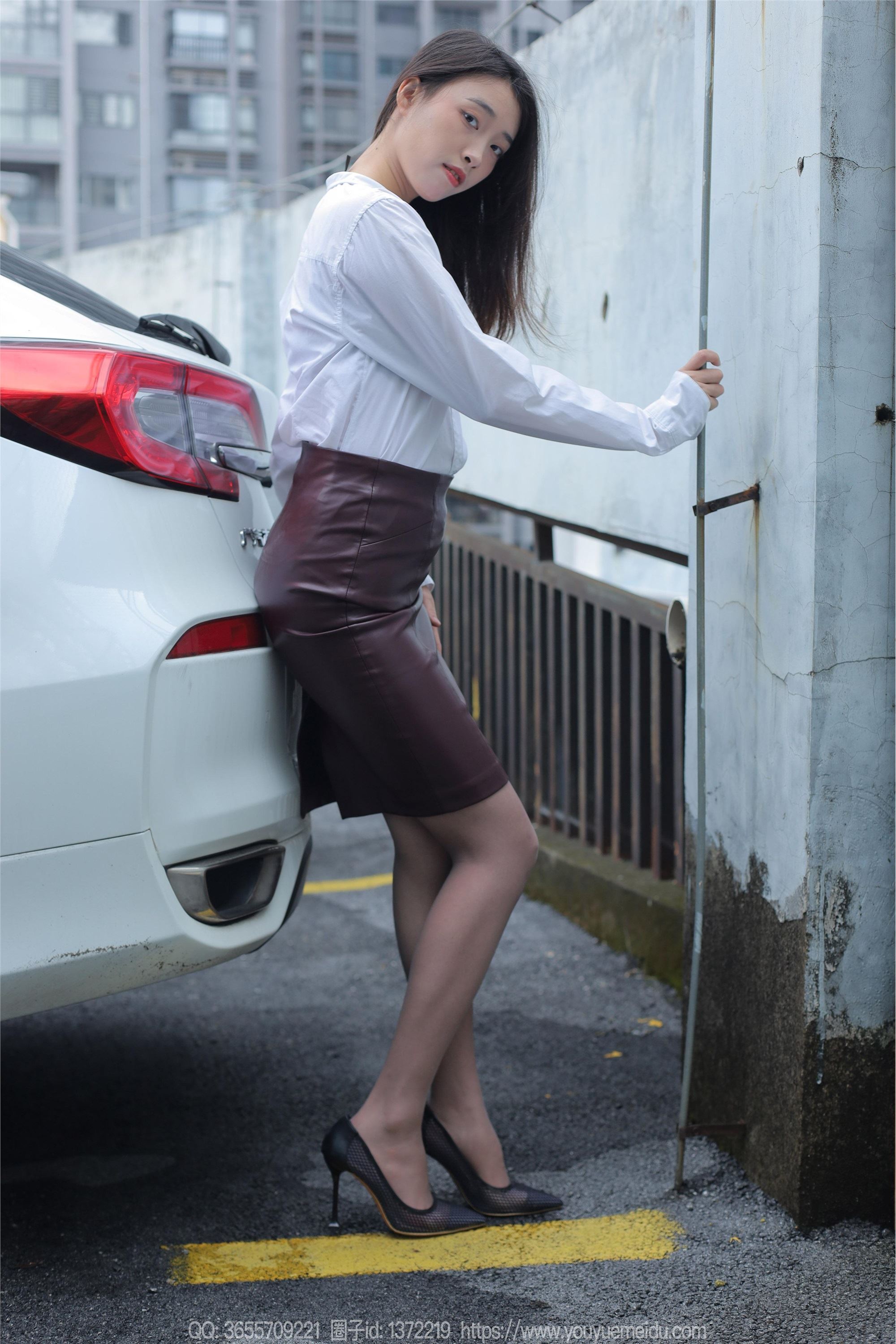 IESS异思趣向  2024.01.18 丝享家 1641 小九《停车跟随》